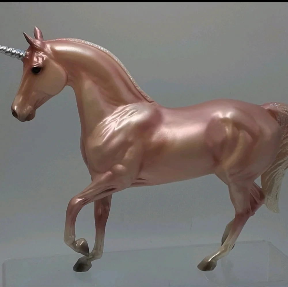 Breyer Classic Aurora Unicorn #62059 Pearl Pink